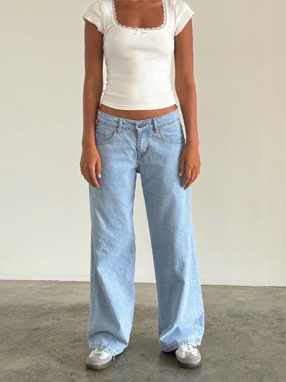 MOTEL Rocks Roomy Wide Leg Low Rise Jeans Light Blue Wash Y2K Baggy W24 L32 - Picture 3 of 13